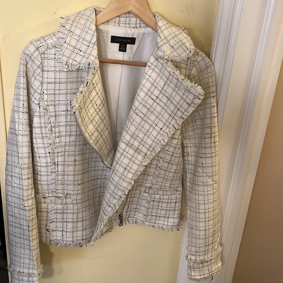 NWT Ann Taylor Fringe Tweed Long Sleeve Jacket/Blazer, Size 00 - Picture 2 of 11